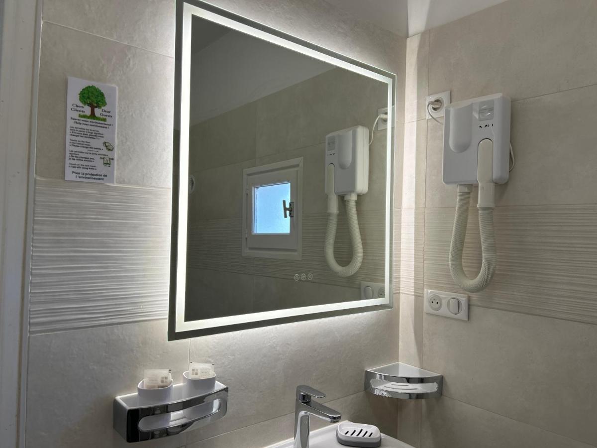 Hotel Punta E Mare Des Ou Des T2 2*