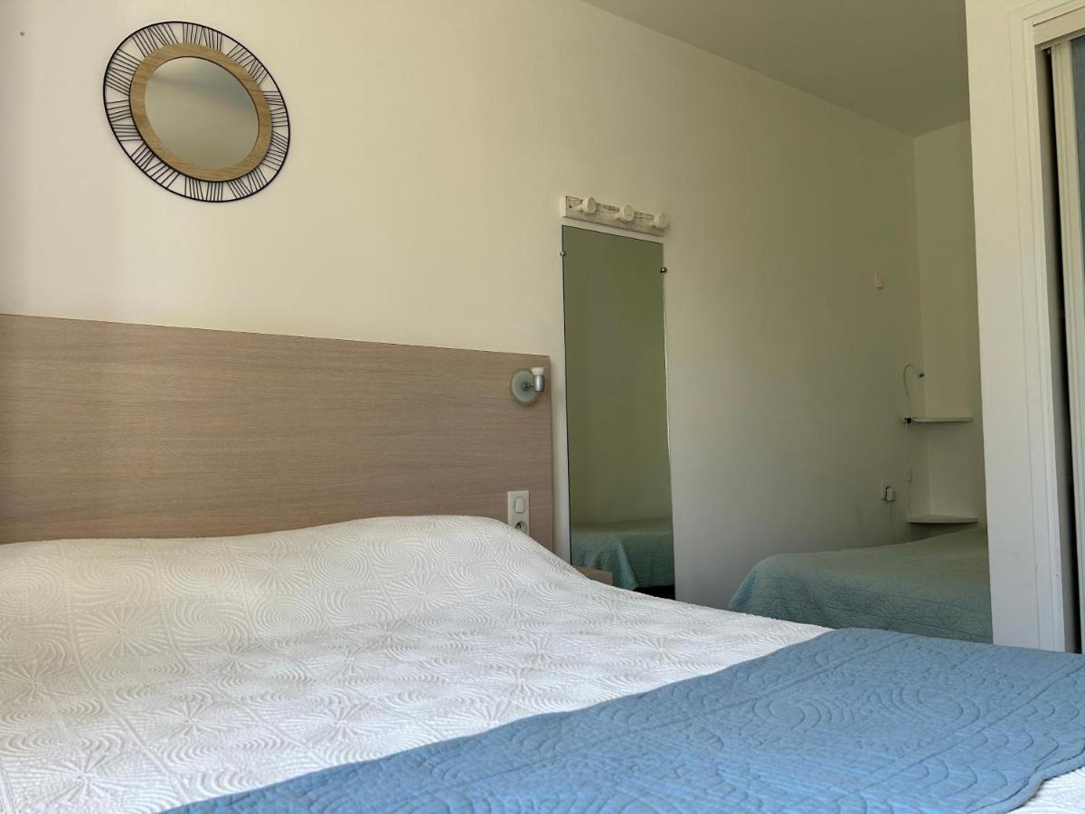 Punta E Mare Des Ou Des T2 Hotel Cargese