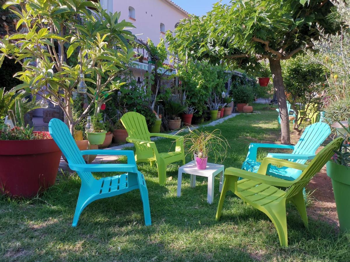 Hotel Punta E Mare Des Ou Des T2 2*